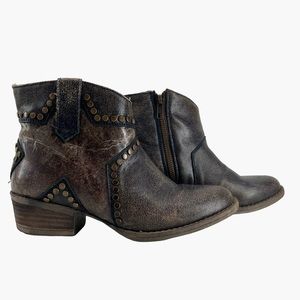 Circle‎ G by Corral Studded Star Inlay Ankle Boots G5025